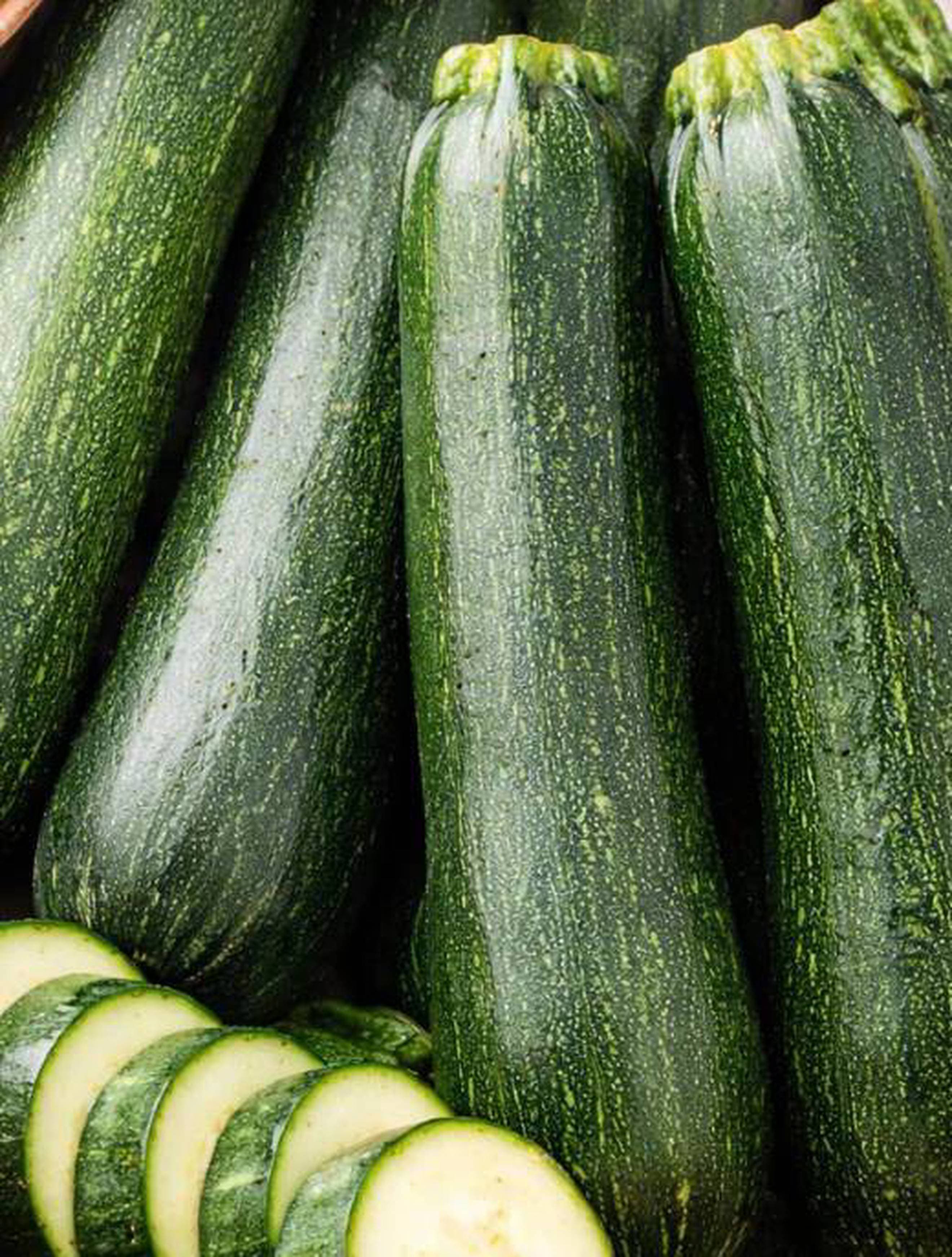 Courgette, black beauty